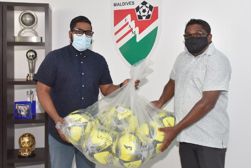 ޖަޒީރާ ޗެމްޕިއަންޝިޕަށް ގެނައި ބޯޅަތައް ރަށްރަށަށް ބަހަނީ