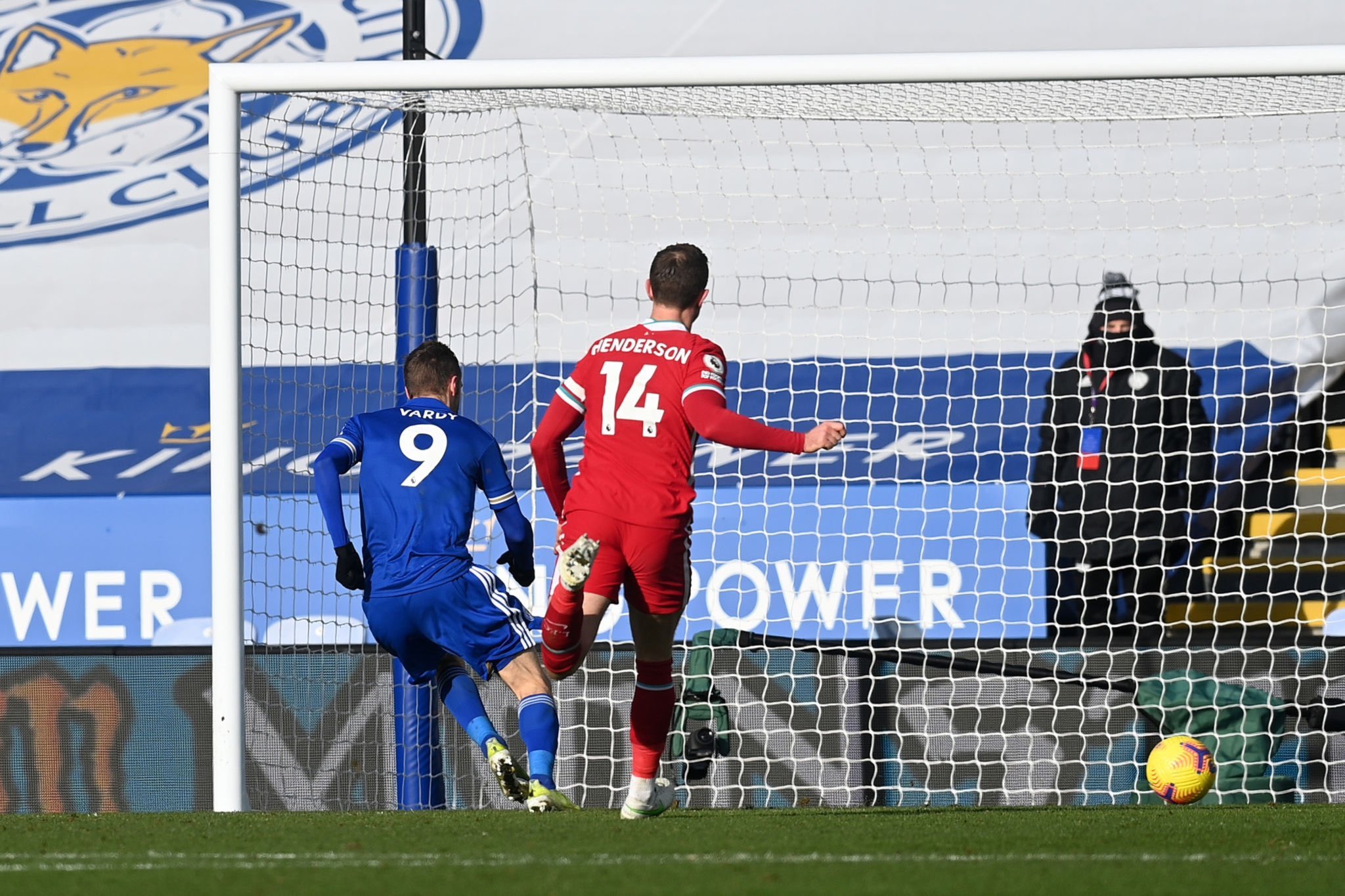 ލެސްޓާ ސިޓީ އިން ފަހަތުން އަރައި ލިވަޕޫލް ހަފުސްކޮށްފި